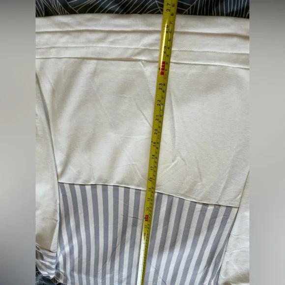 Sweater. - Picture 6 of 8